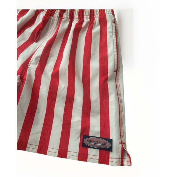 Vineyard Vines 5 Inch Printed Chappy Red/white Swim Trunks Boy's Small - Picture 6 of 7
